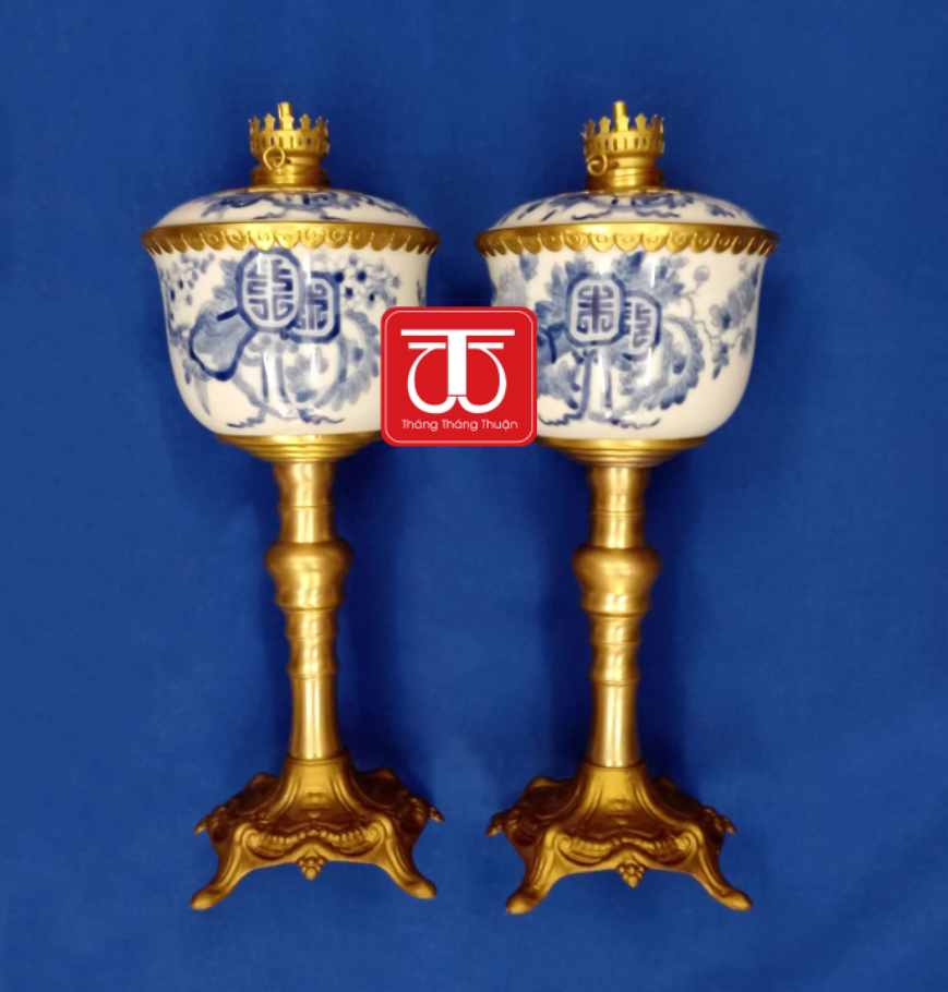 ĐÔI ĐÈN DẦU CHÂN ĐỒNG VẼ MAI THỌ 43CM BÓNG