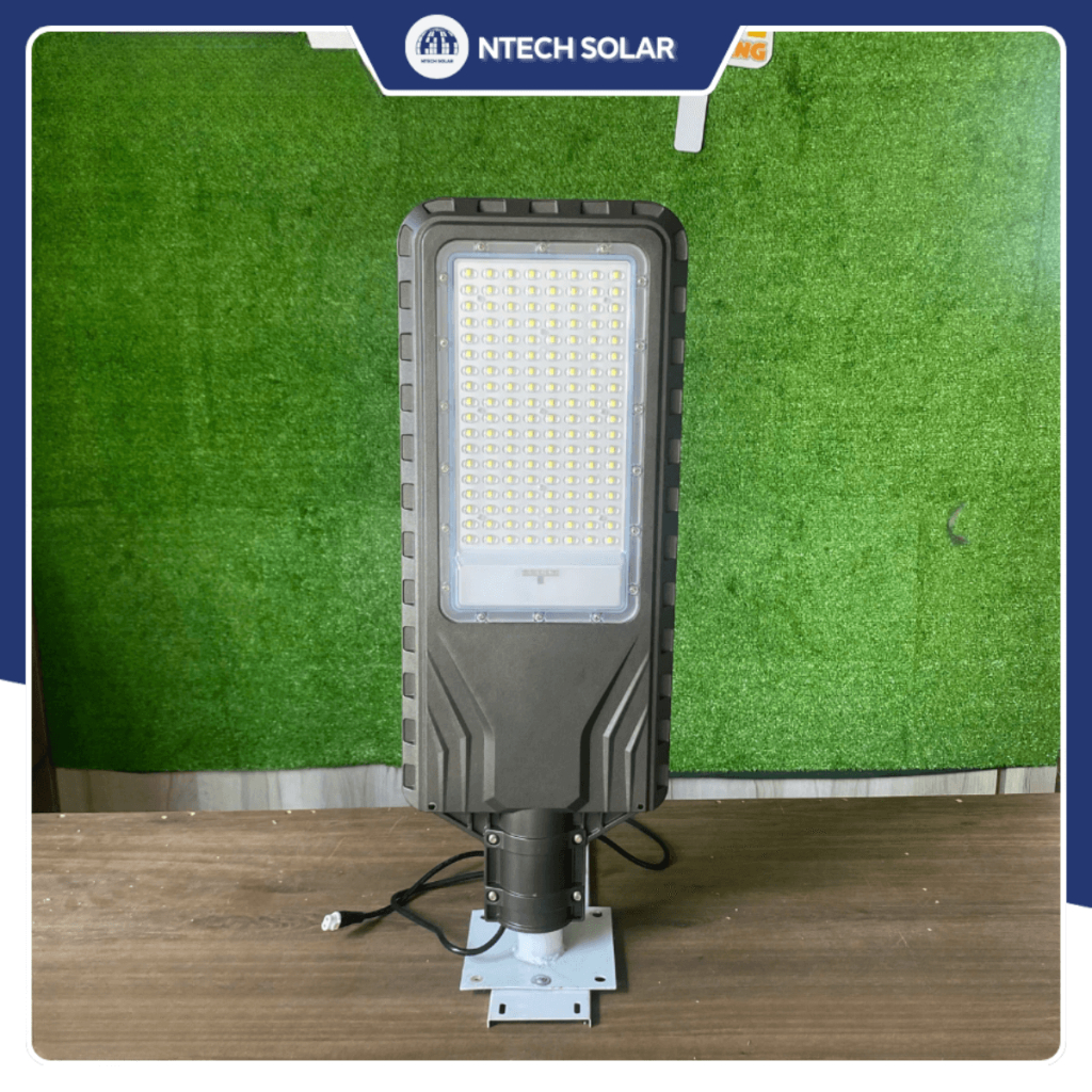 Đèn đường năng lượng mặt trời JD-L2000 – 2000W | Mẫu mới 2025
