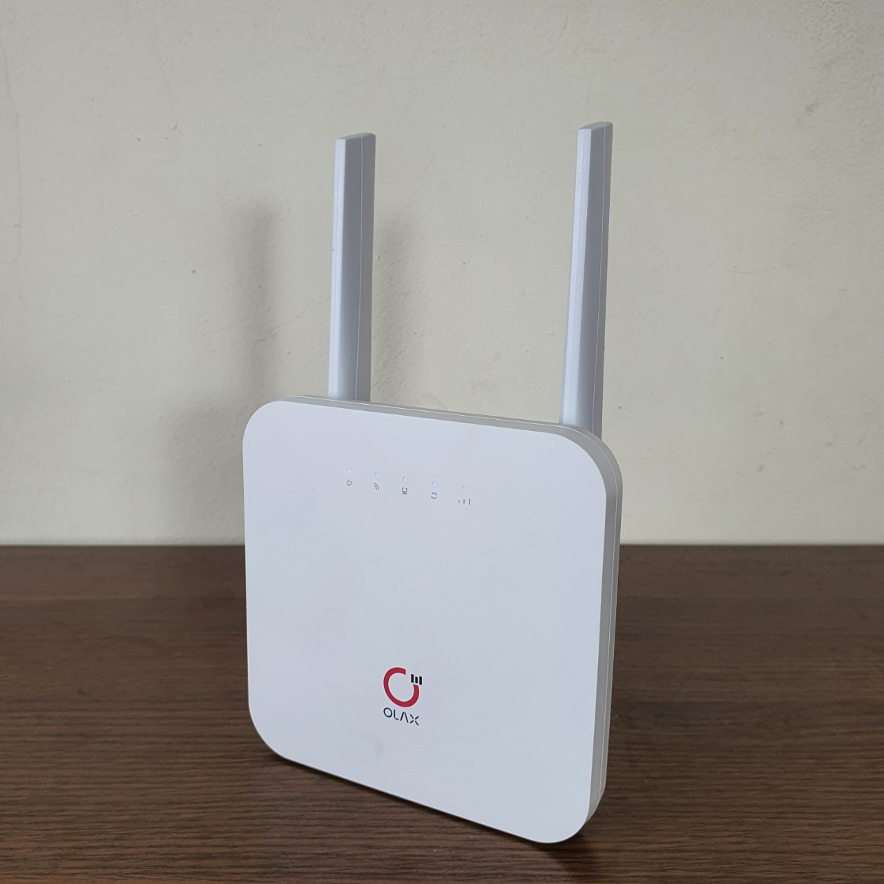 Bộ Phát Wifi Từ Sim 4G Chuyên Dụng Olax Ax6 Pro Tốc Độ 300Mb Cắm Điện 24/24 Có Hỗ Trợ Pin Dự Phòng Dùng 18 Giờ Khi Mất Điện, Hàng Nhập Khẩu