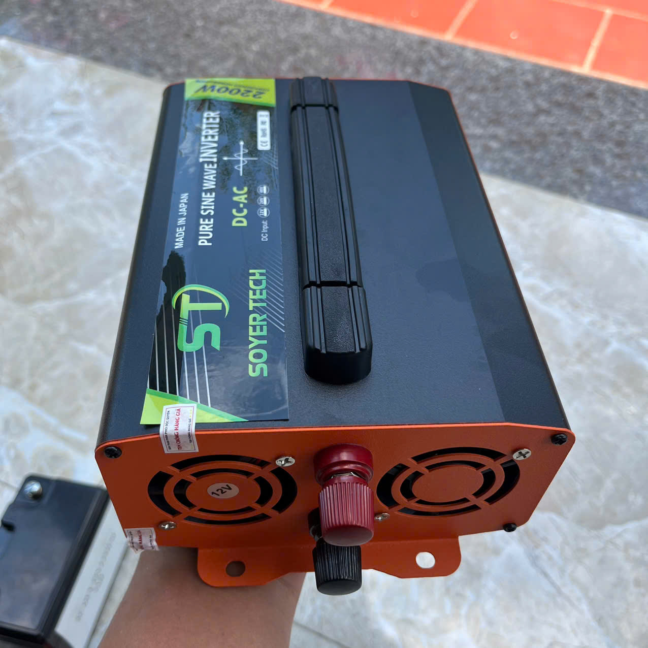 Inverter Kích Điện 2200W ST Nhật Bản Chuyển Đổi 12V 24V Sang 220V Cao Cấp 2 Quạt Làm Mát, đèn trang trí