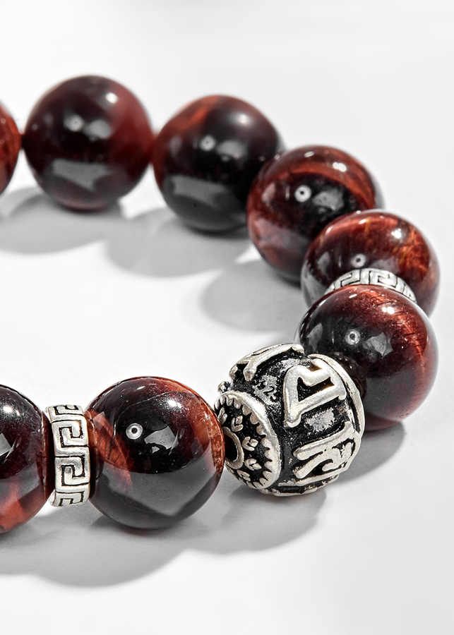 Vòng tay đá thạch anh mắt hổ phối charm lục tự bạc Ngọc Quý Gemstones