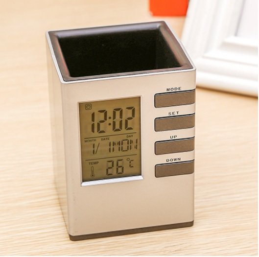 Đồng hồ báo thức,đo nhiệt độ kiêm giá đựng bút để bàn thông minh DHB002