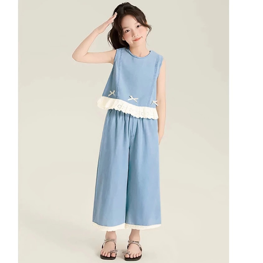 Đồ Jean Bò Giấy Bé Gái Áo Xòe Đính Nơ &amp; Quần Ống Suông Viền Ren – Mềm Nhẹ, Dễ Thương Từ 12-45KG Dành Cho Bé Gái