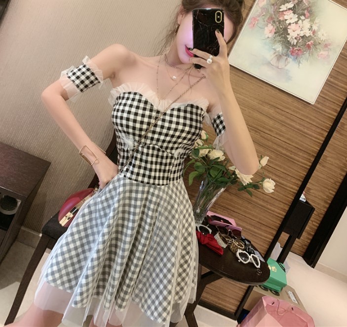 Đầm cúp ngực caro phối lưới Mã: DA5207 - ĐEN