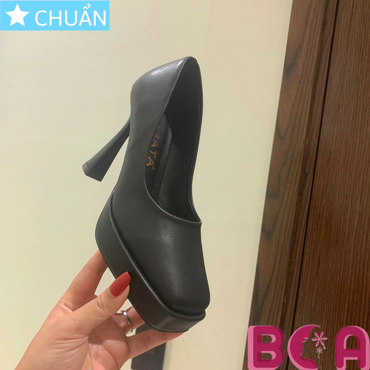 Giày cao gót nữ mũi vuông 9p RO549 ROSATA tại BCASHOP màu đen kiểu dáng đơn giản nhưng toát lên khí chất không lỗi thời