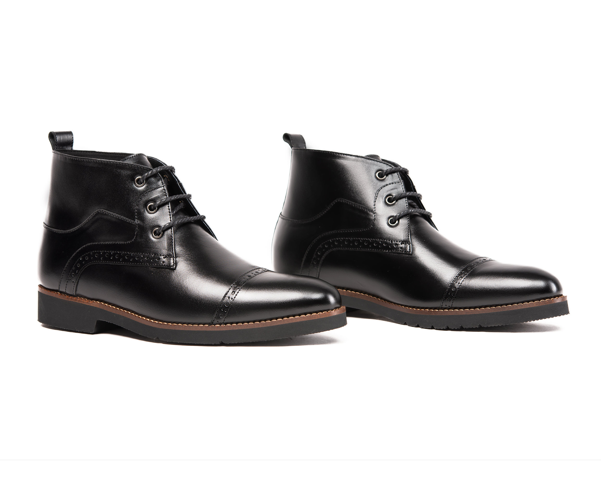 Giày Boots Nam Tăng Chiều Cao Siêu Nhẹ T&TRA Tăng Cao 7Cm, S1079 Đen , Chất Liệu Da Bò Cao Cấp, Đế Và Lót Siêu Nhẹ Giúp Giảm Trọng Lượng 30% So Với Đế Cao Su