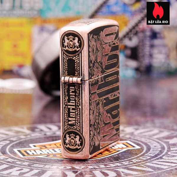 Bật Lửa Zippo Đồng Đỏ Giả Cổ 301Fb Khắc Marlboro Light 5 Mặt – Zipo 301Fb.Marl