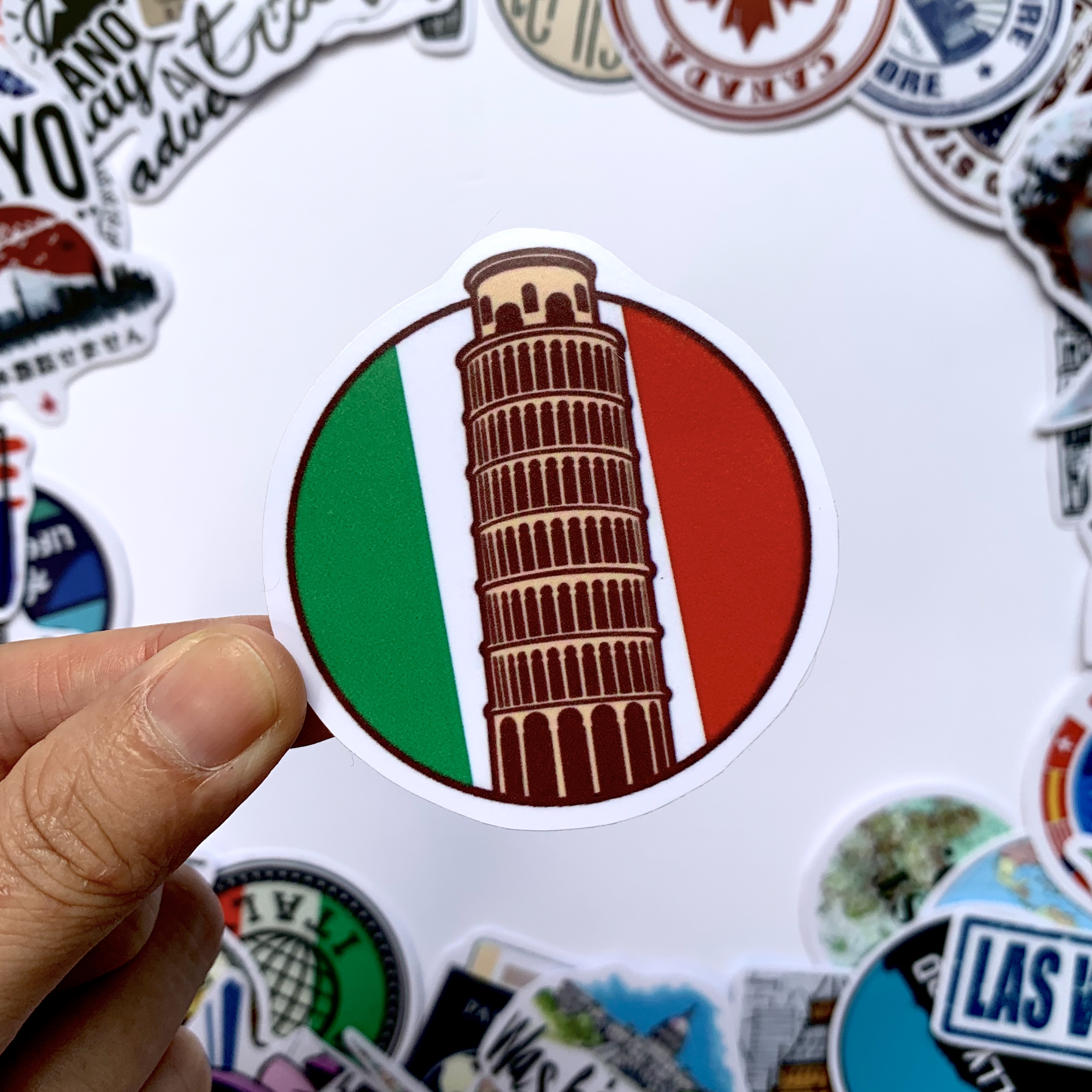 Sticker TRAVEL - DU LỊCH - Dán Trang Trí - Chất Liệu PVC Cán Màng Chất Lượng Cao Chống Nước, Chống Nắng, Không Bong Tróc Phai Màu