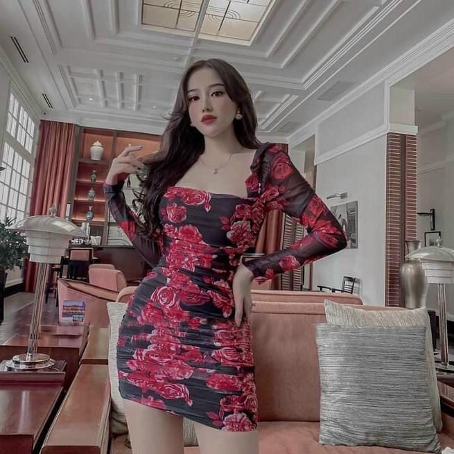 Váy Đầm Ôm Body Tay Dài Hở Lưng ,Họa Tiết Hoa Hồng Qúy Phái Thời Trang  - Winchois