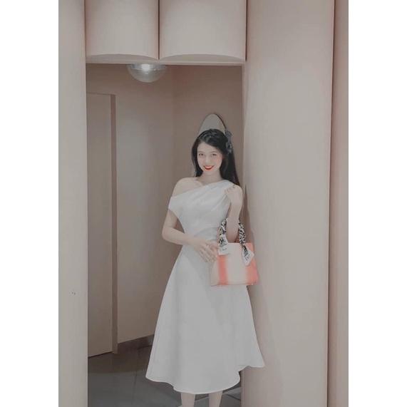 Đầm dự tiệc lệch vai xếp li sang trọng