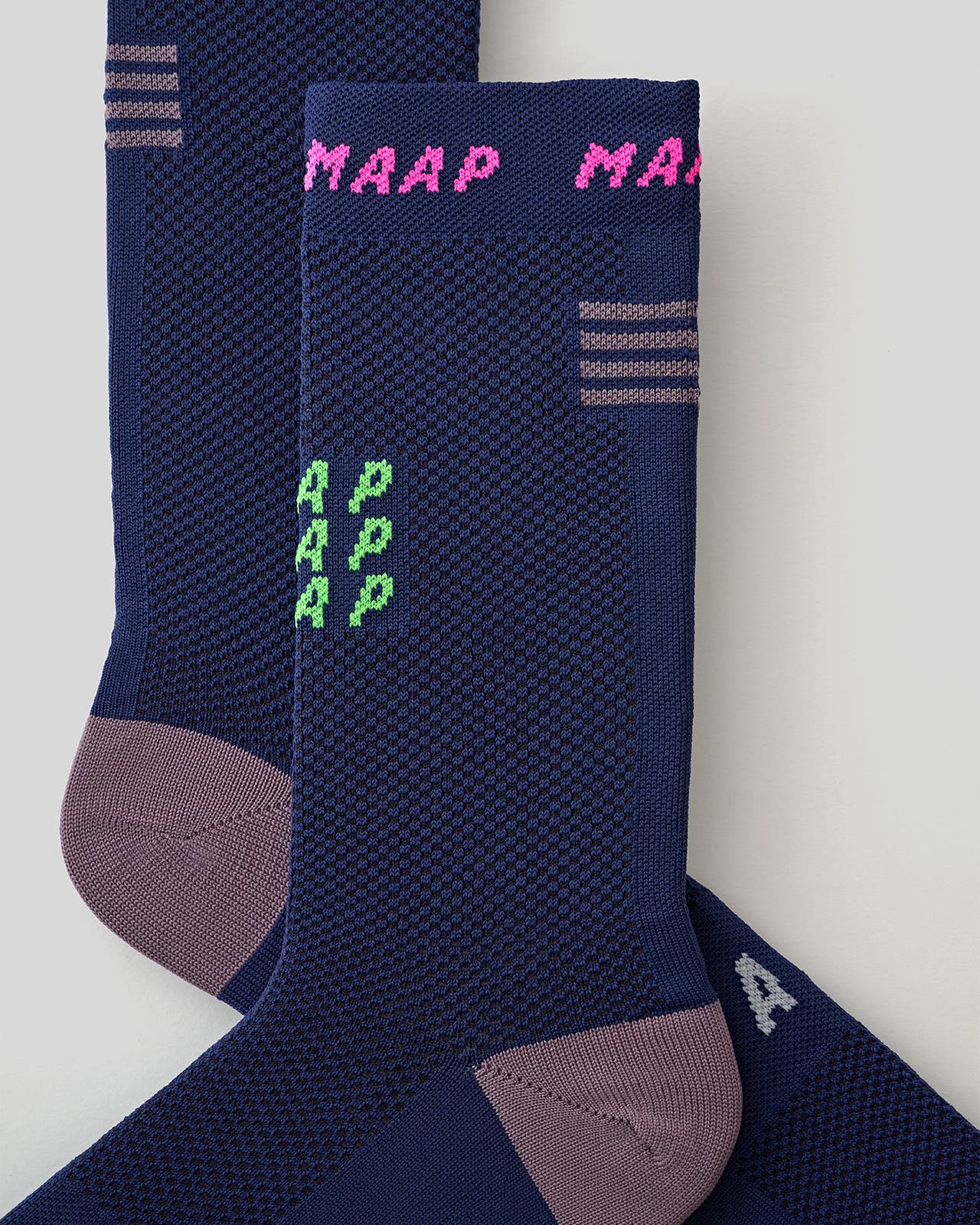 Vớ Thể Thao Đạp Xe/ Chạy Bộ MAAP Eclipse Sock