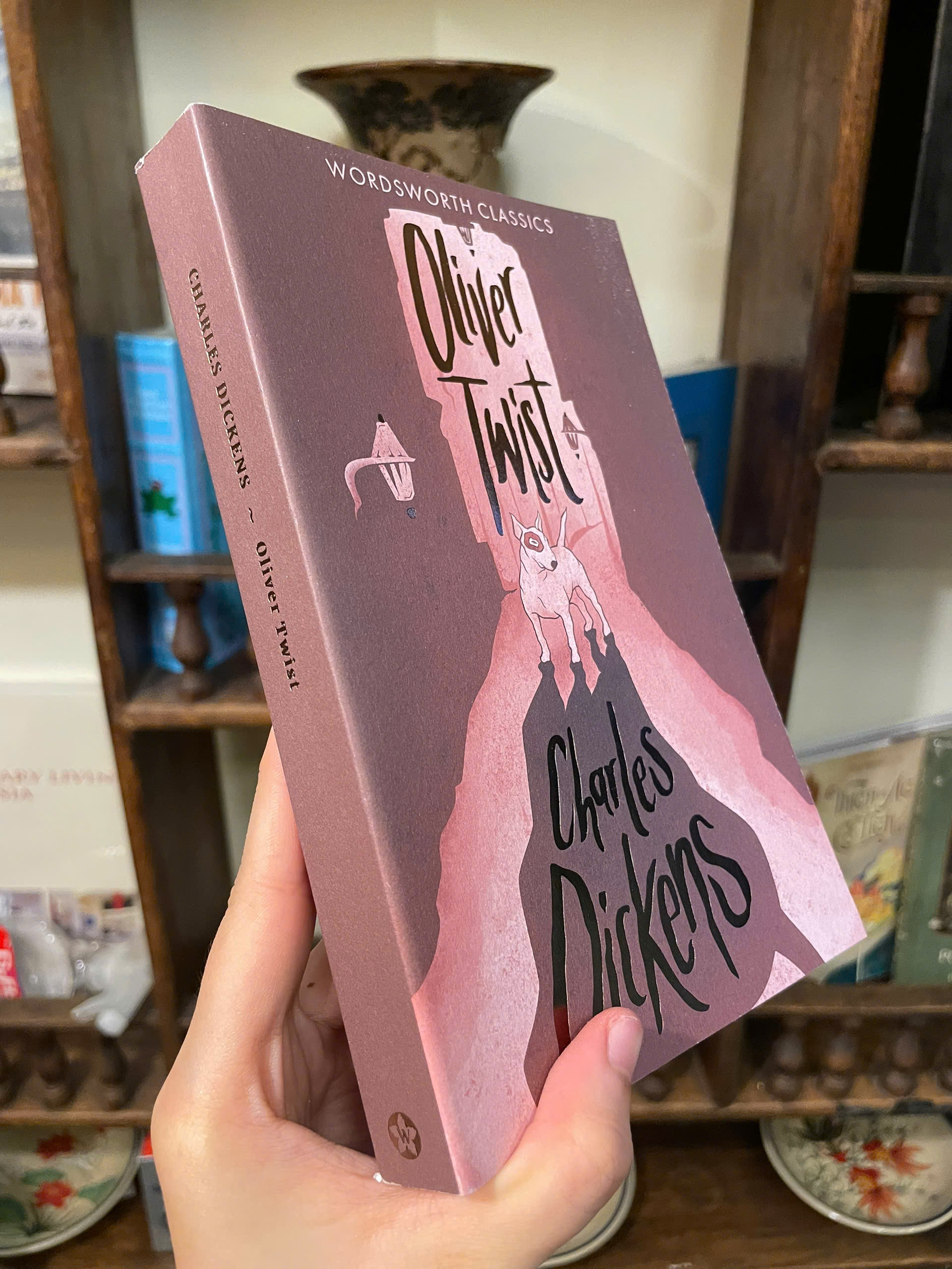 Sách - Oliver Twist (Wordsworth Classics) by Charles Dickens | English Historical Literature