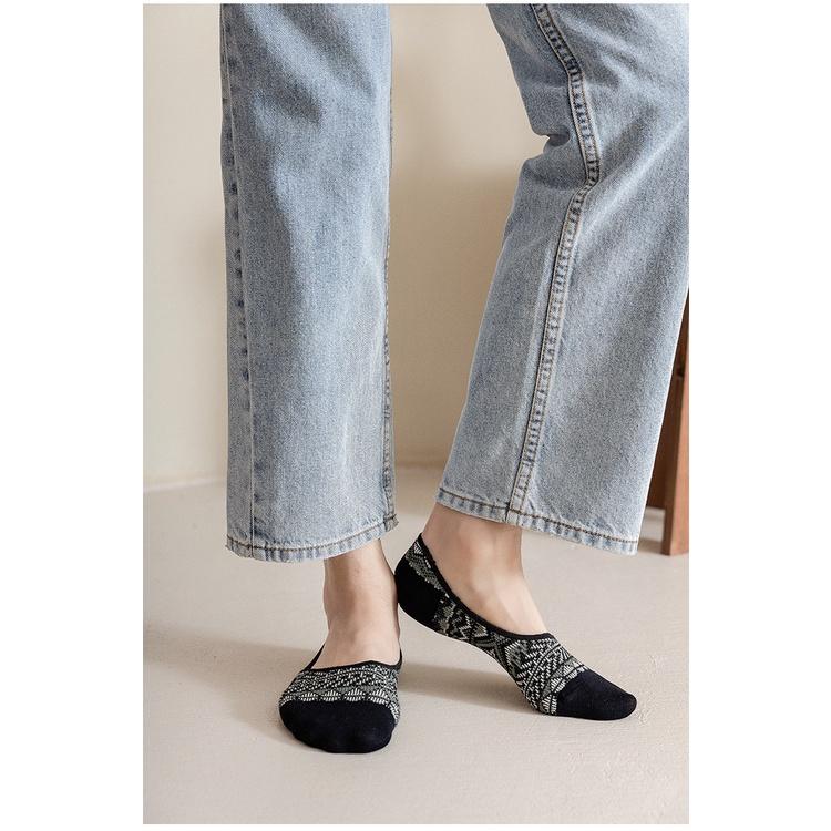 Set 5 Đôi Tất Thổ Cẩm Vintage Cổ Ngắn màu đen MS16