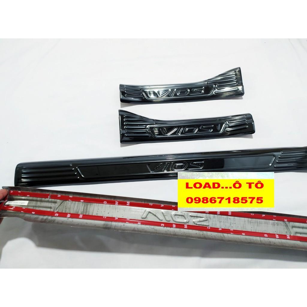 Ốp Bậc Cửa, Nẹp Bước Chân Trong Xe Toyota VIOS 2023-2019 Chất Liệu Titan Cao Cấp