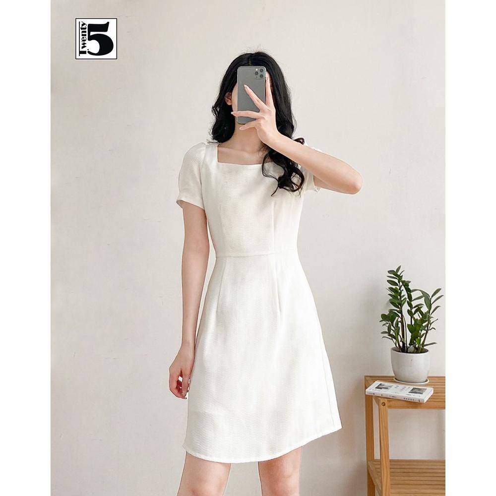 Đầm nữ cổ vuông trắng tay ngắn dáng A thanh lịch Twentyfive NN222