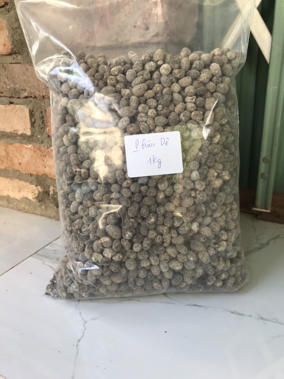 Phân dê đã qua xử lý nấm bệnh - Gói 1kg