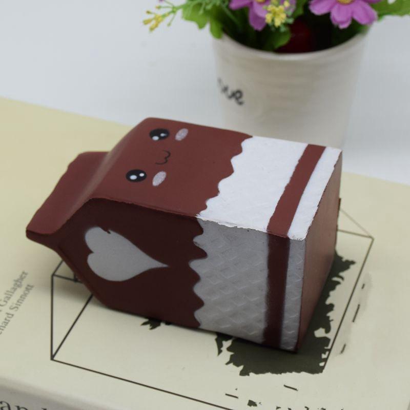 SquiShy HỘP SỮA VUÔNG