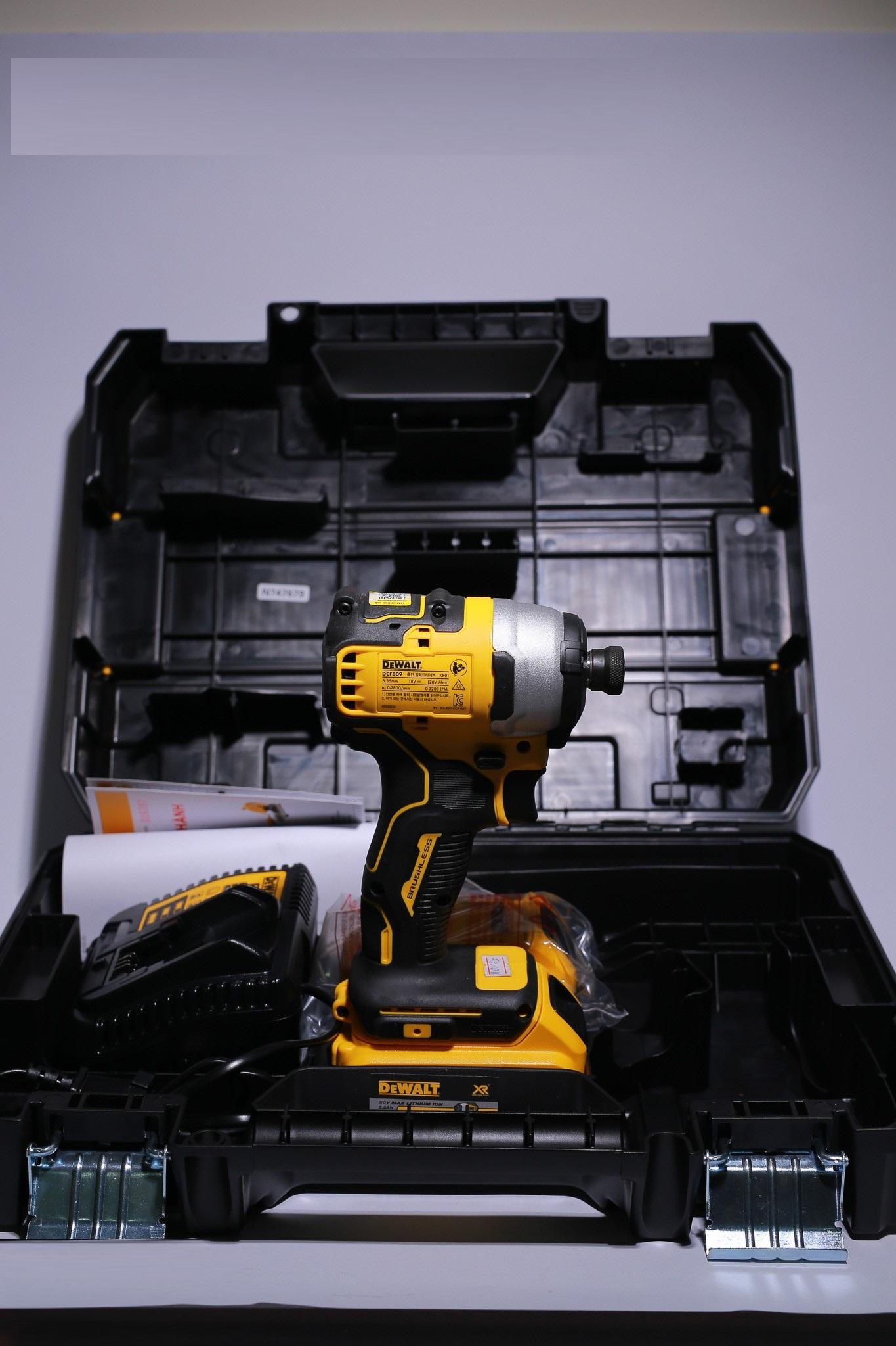 MÁY VẶN VÍT PIN CẦM TAY 20VMAX/BL DEWALT DCF809N- HÀNG CHÍNH HÃNG