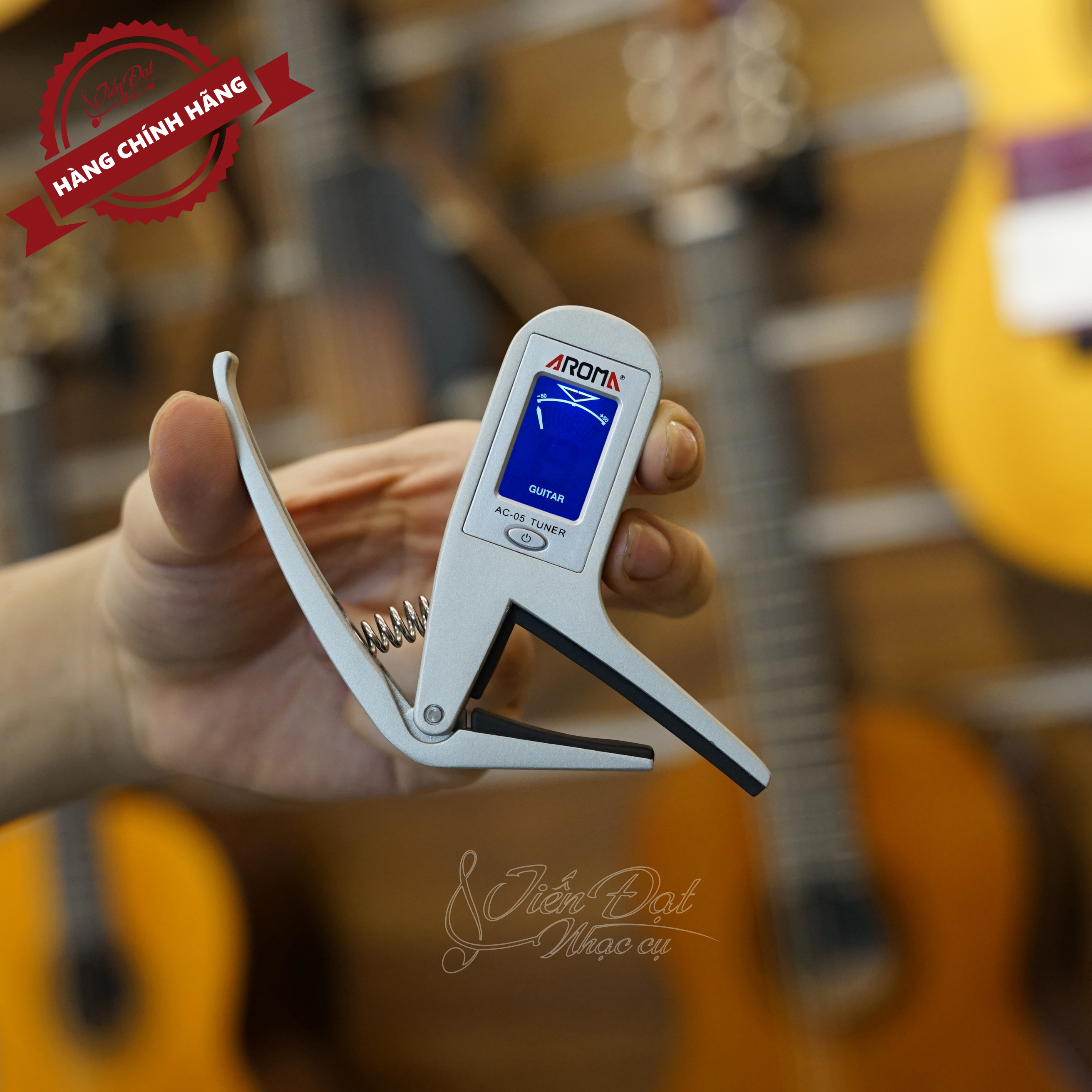 Máy Lên Dây + Kẹp Đàn Capo Guitar Chính Hãng Aroma AC-05, Dành Cho Guitar, Ukulele, Guitar Bass, Chromatic