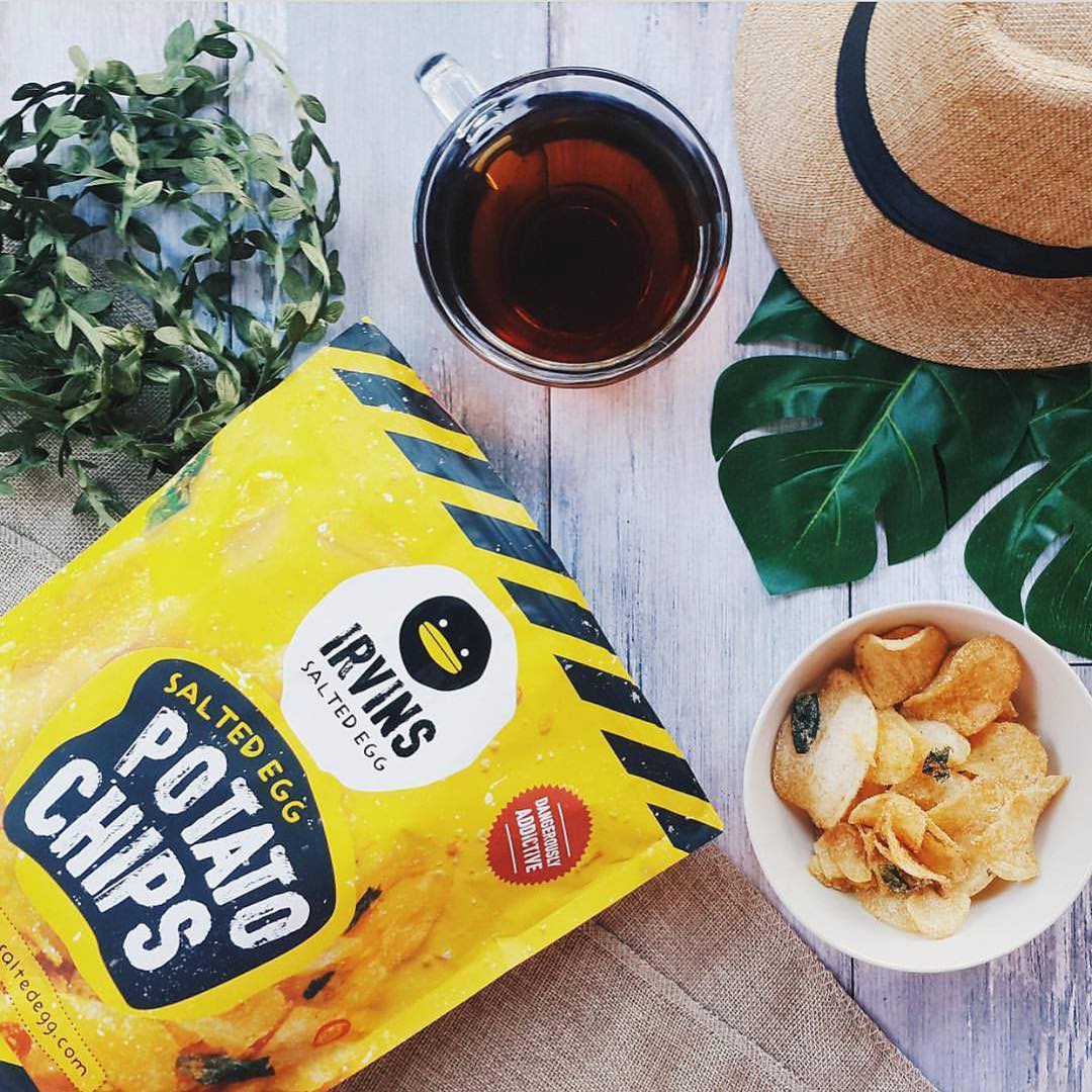 Khoai tây trứng muối 230g IRVINS - Big IRVINS Salted Egg Potato Chips