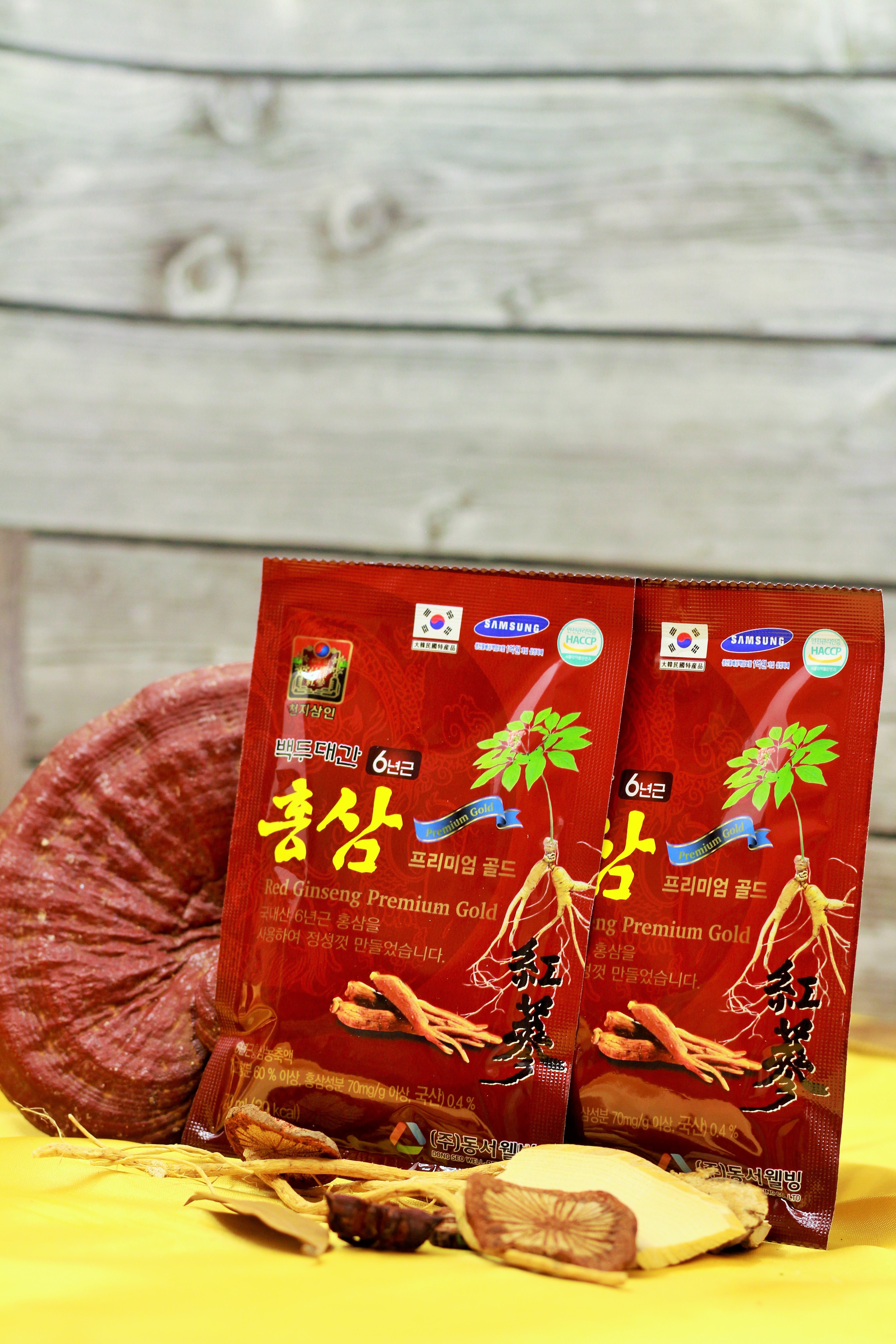Nước Hồng Sâm Vàng Cao Cấp 6 Năm Tuổi  - Thùng 6 hộp, Hộp 5 gói – Sản phẩm bổ dưỡng tự nhiên, tăng cường hệ miễn dịch cho cơ thể khỏe mạnh