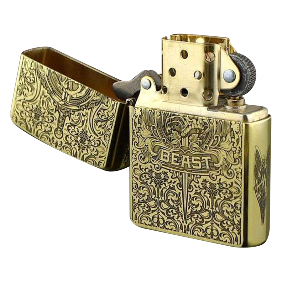 Bật Lửa Zippo BEAST - Thanh Kiếm Và Đầu Lâu - Vàng