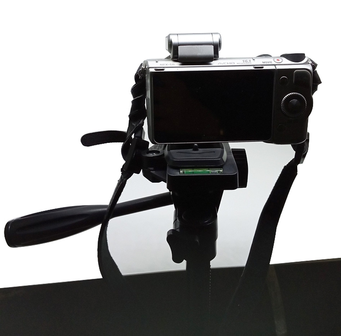 Chân giá đỡ máy chụp ảnh/ quay phim Tripod 3366 + Giá đỡ điện thoại - Hàng chính hãng