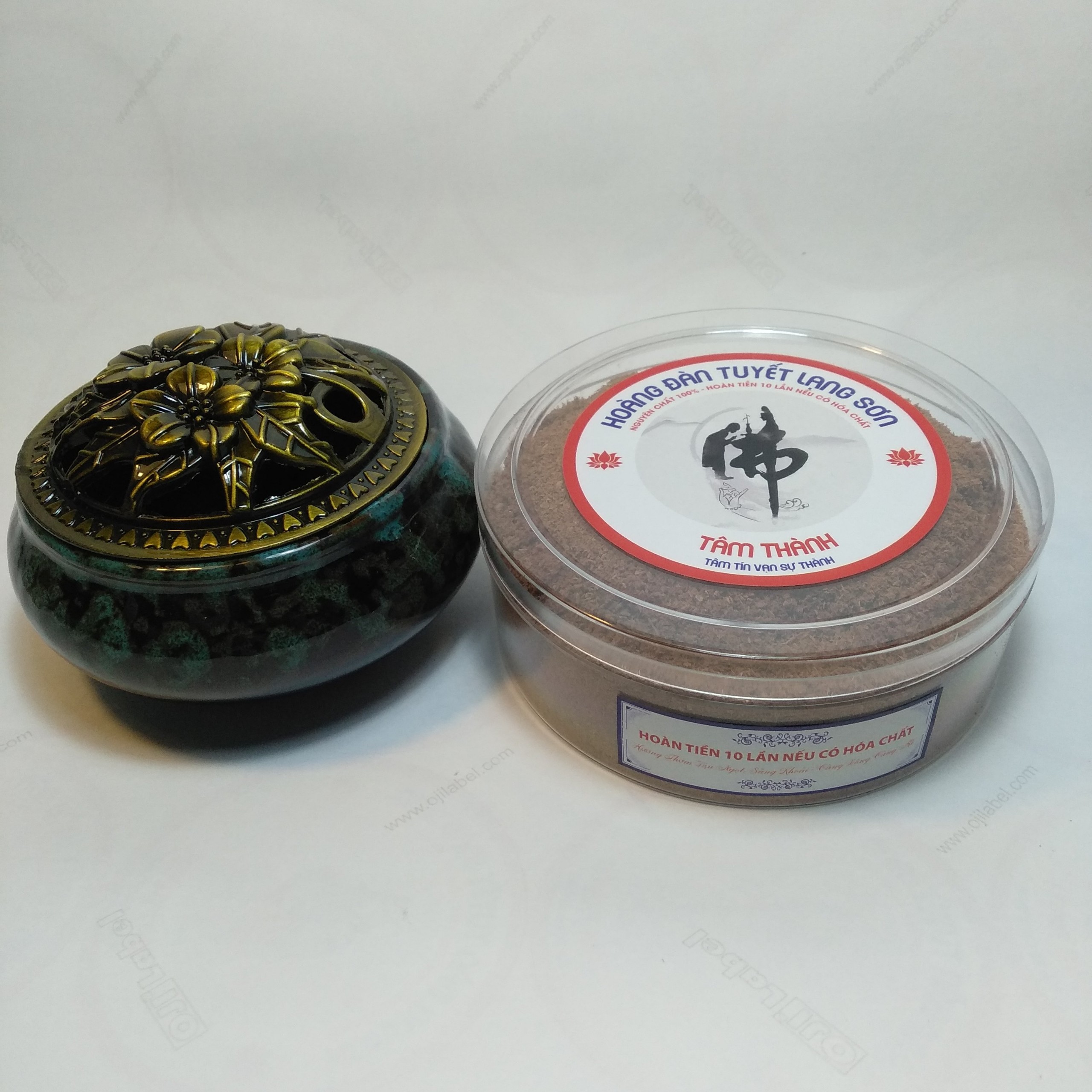 Bột gỗ Hoàng Đàn cao cấp 250g
