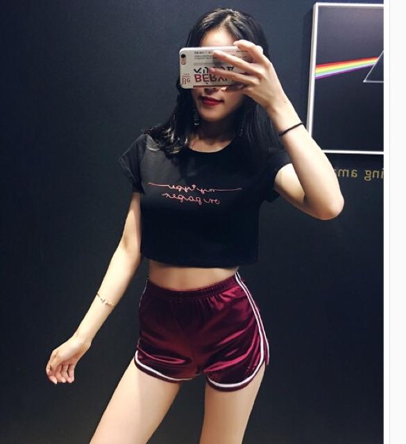 Áo thun tay ngắn croptop