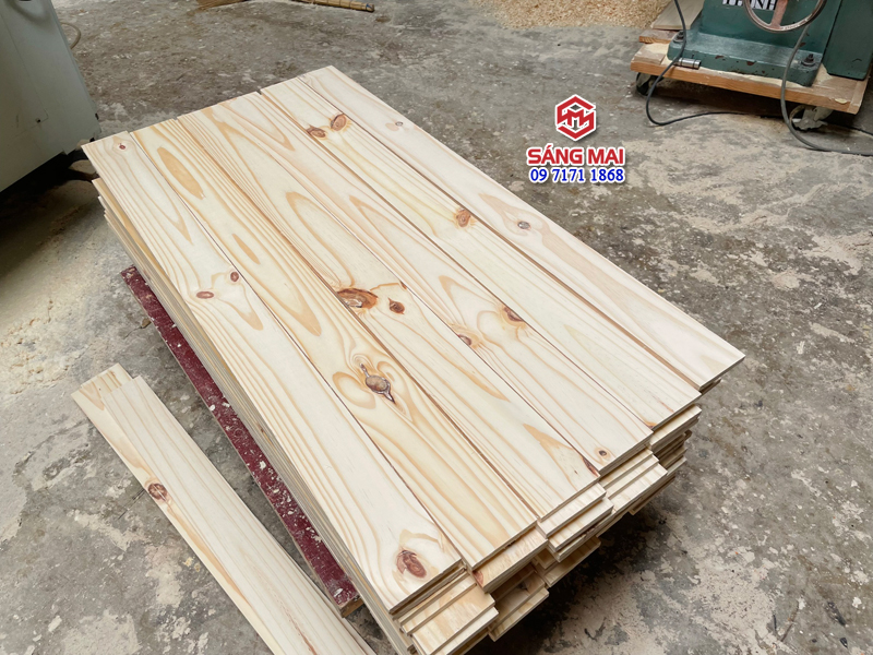 Tấm gỗ thông dày 1,2cm x mặt rộng 10cm x dài 120cm + láng mịn 4 mặt