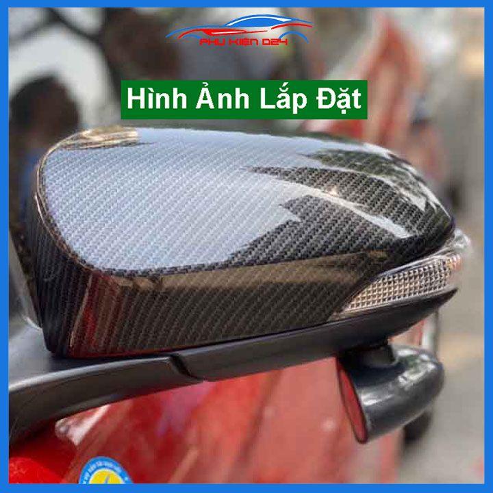 Ốp gương Altis 2014-2015-2016-2017-2018-2019-2020-2021-2022 vân Cacbon bảo vệ chống trầy trang trí làm đẹp xe