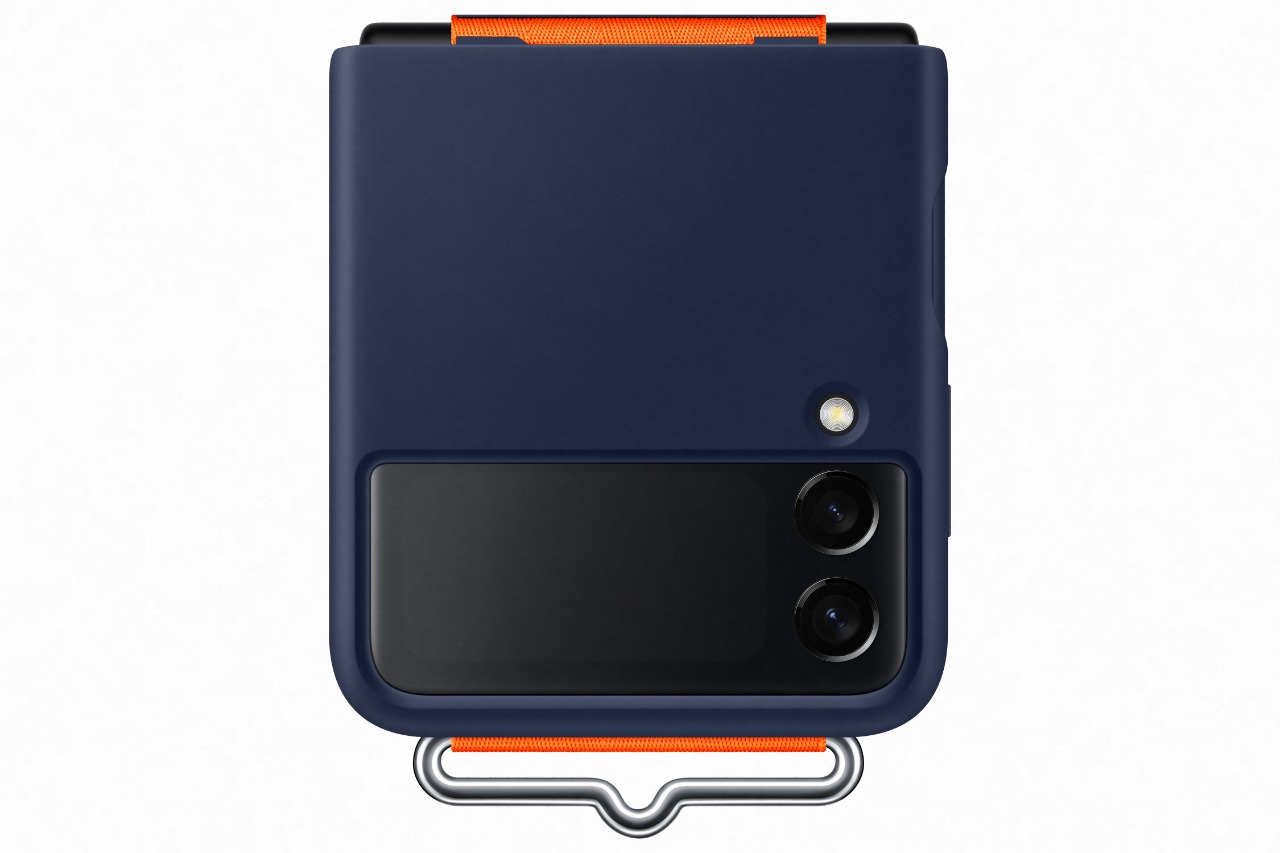 Ốp lưng Samsung Galaxy Z Flip3 Silicone - Cover with Strap - Hàng chính hãng