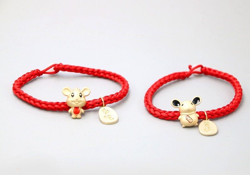 1 Vòng Chỉ Đỏ Chuột Dây Bính Giao Mẫu Ngẫu Nhiên