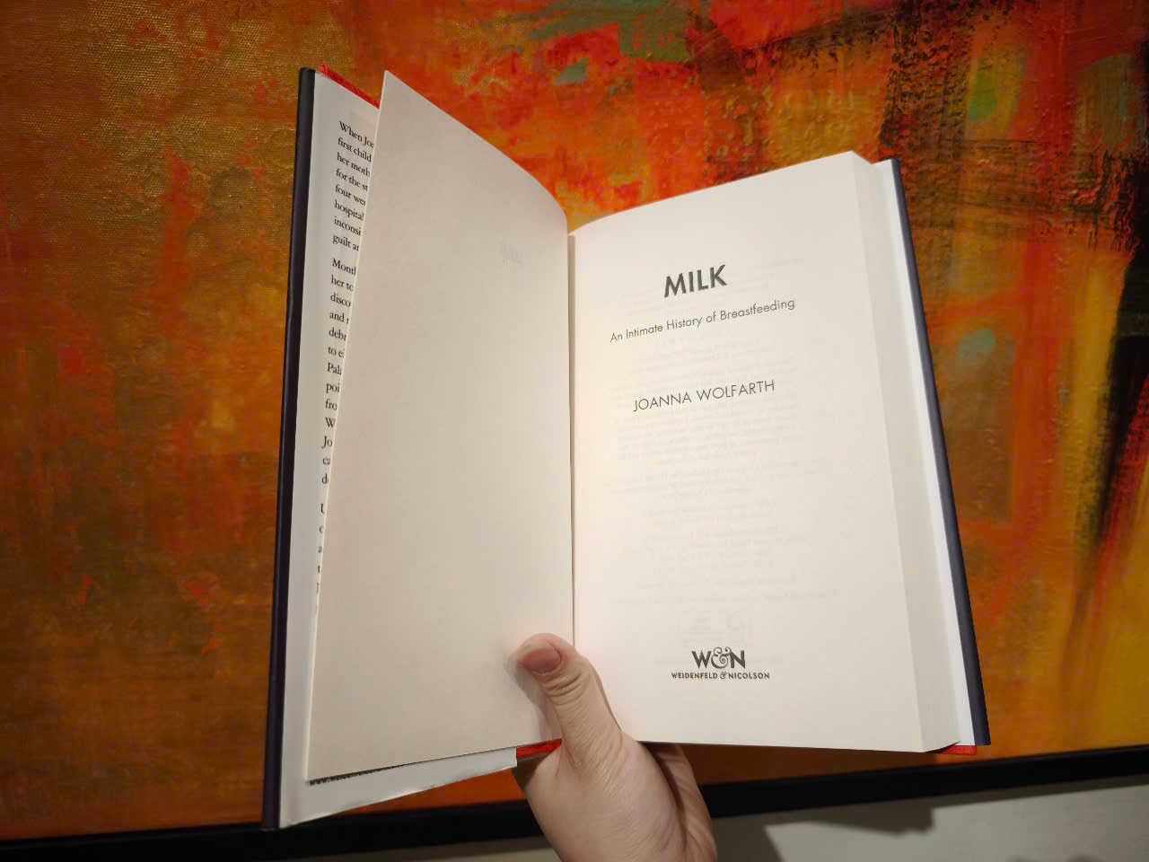 Sách - Milk : An intimate History of Breastfeeding by Joanna Wolfarth - Nonfiction /Parenting/ History in English