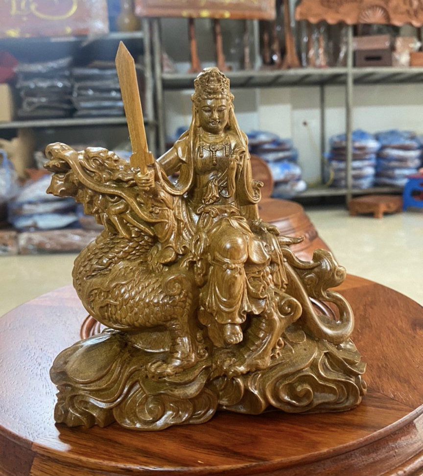 TƯỢNG VĂN THÙ BỒ TÁT BẰNG GỖ BÁCH XANH THƠM NỨC KT 14×15×7CM