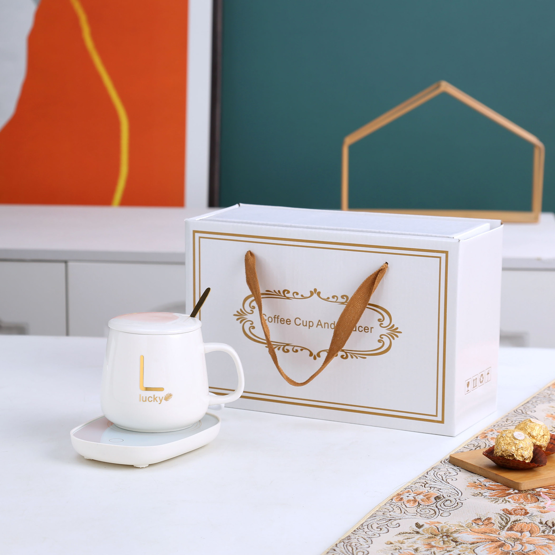 Ly hâm nóng cafee , đồ uống ,kèm đế điện và thìa mạ vàng cao cấp kèm hộp đựng sang trọng 