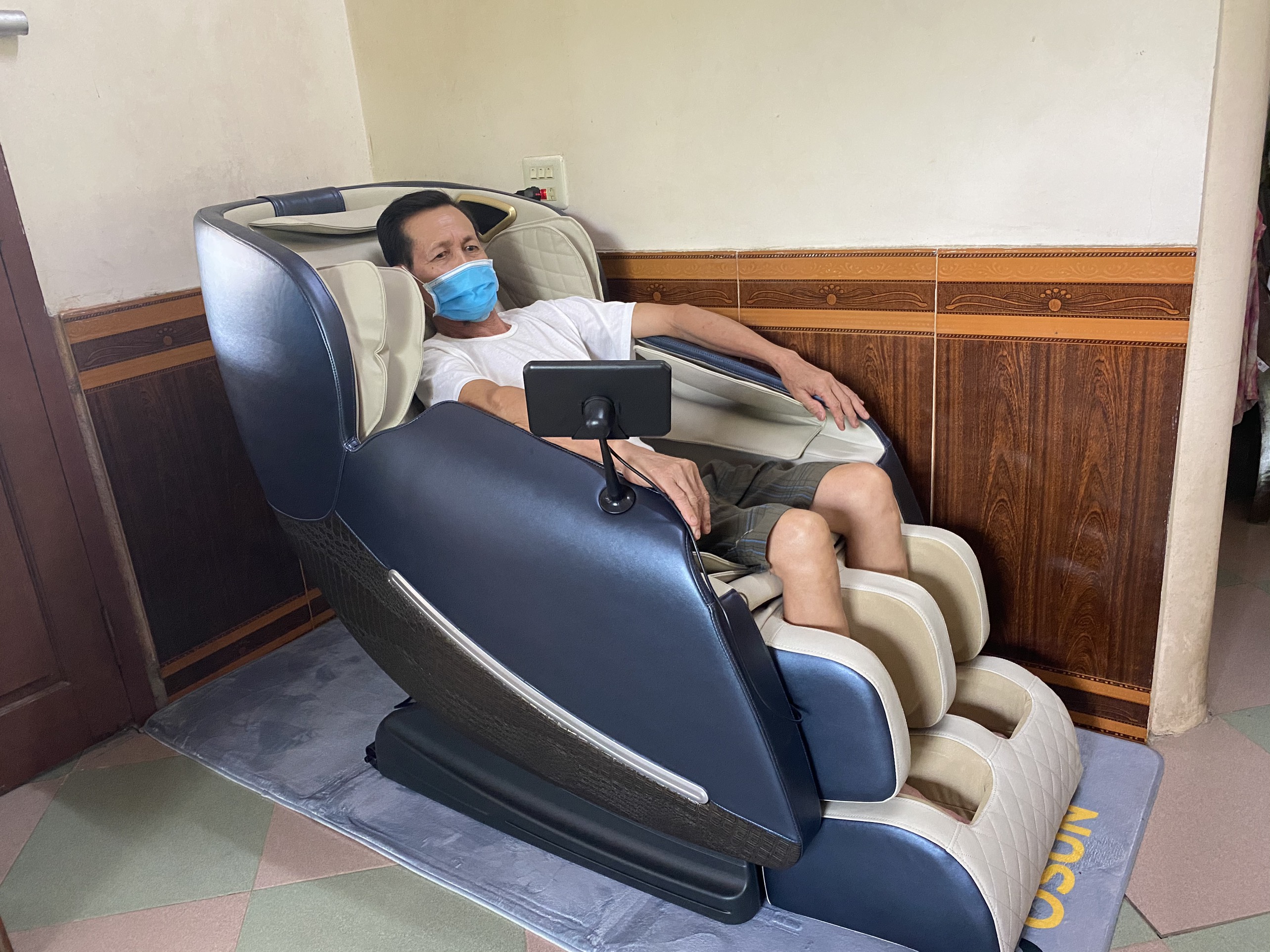 Ghế massage toàn thân OSUN SK-266 Tặng kèm Xe đạp tập + Bạt phủ ghế + Bình xịt vệ sinh ghế + Thảm kê ghế