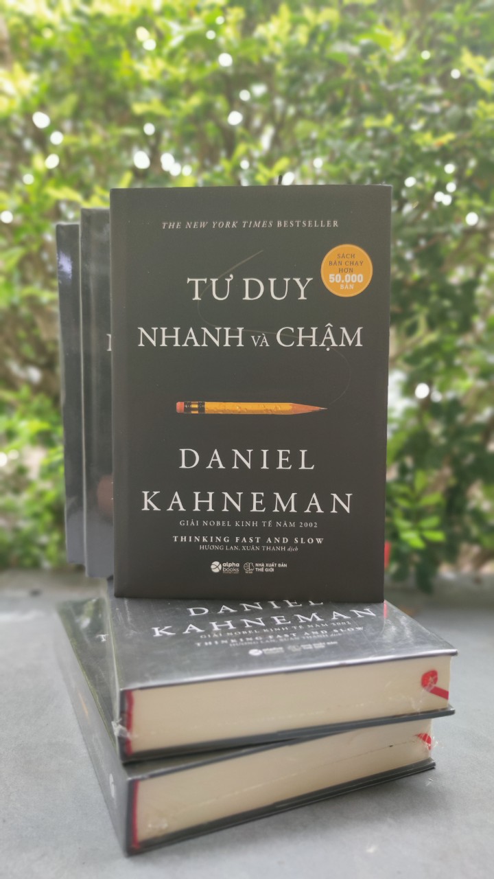 Sách Alphabooks - Tư Duy Nhanh Và Chậm Phiên Bản 2021