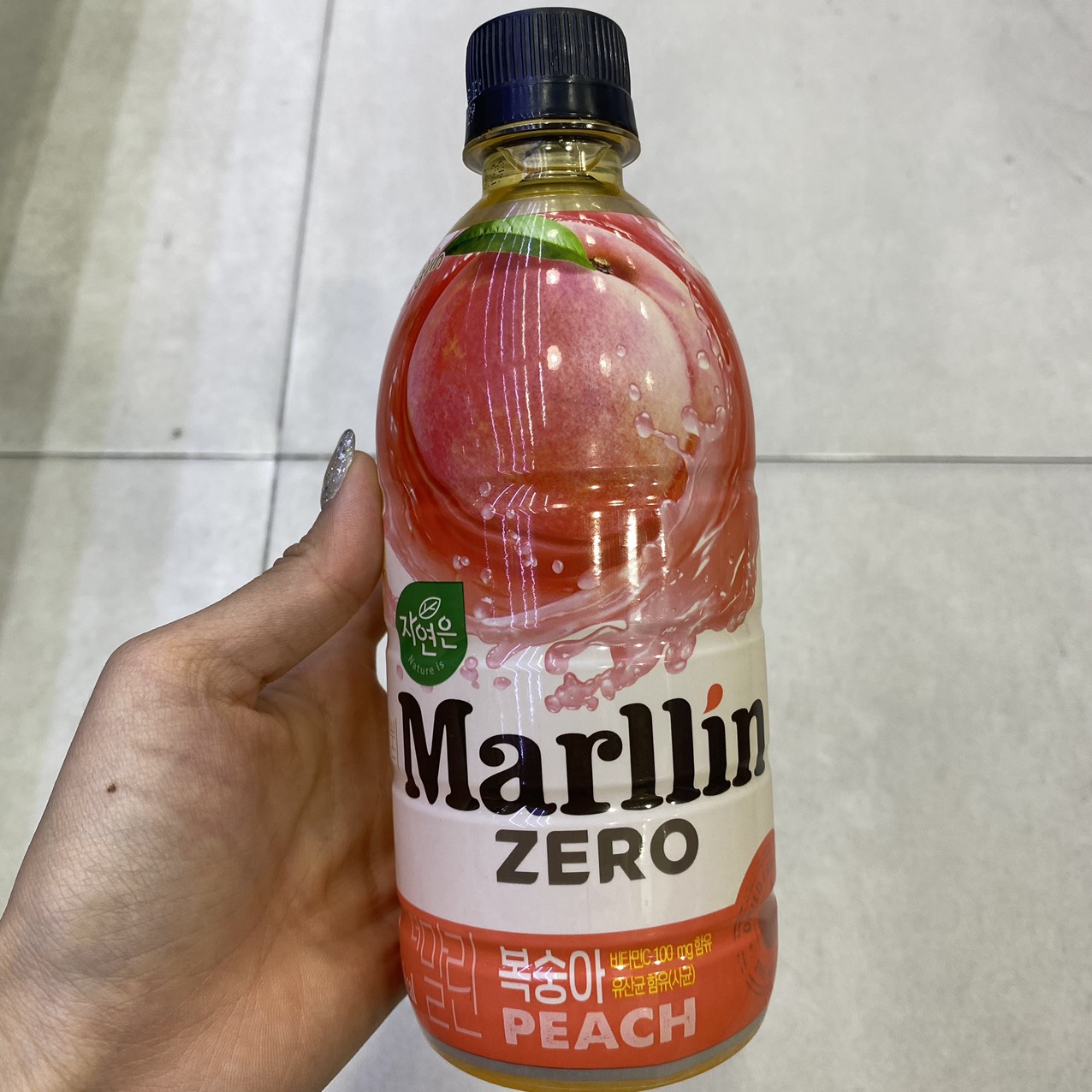 Nước Uống The Marline Không Calorie Hương Đào Woongjin Hàn Quốc Chai 500ML /  웅진) 자연은 더말린  복숭아 500ML