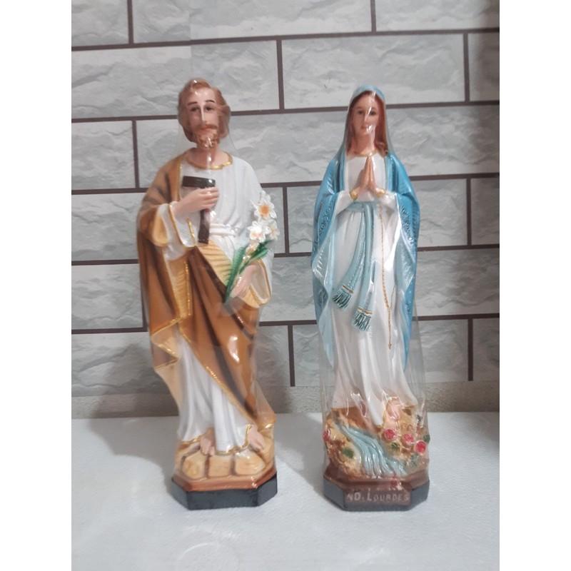554. Tượng Thánh Giuse và Mẹ Maria