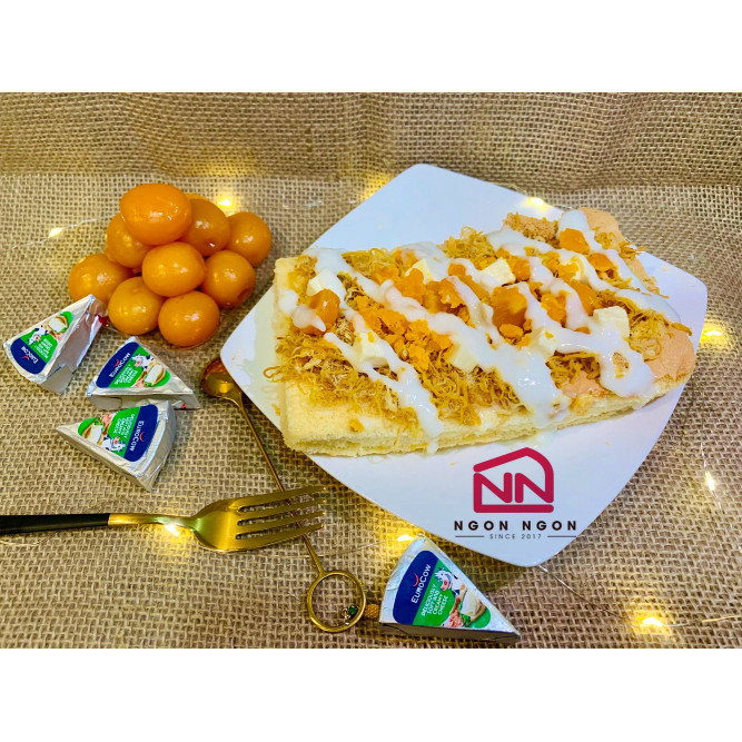 - Bánh Bông Lan Trứng Muối Hình Chữ Nhật