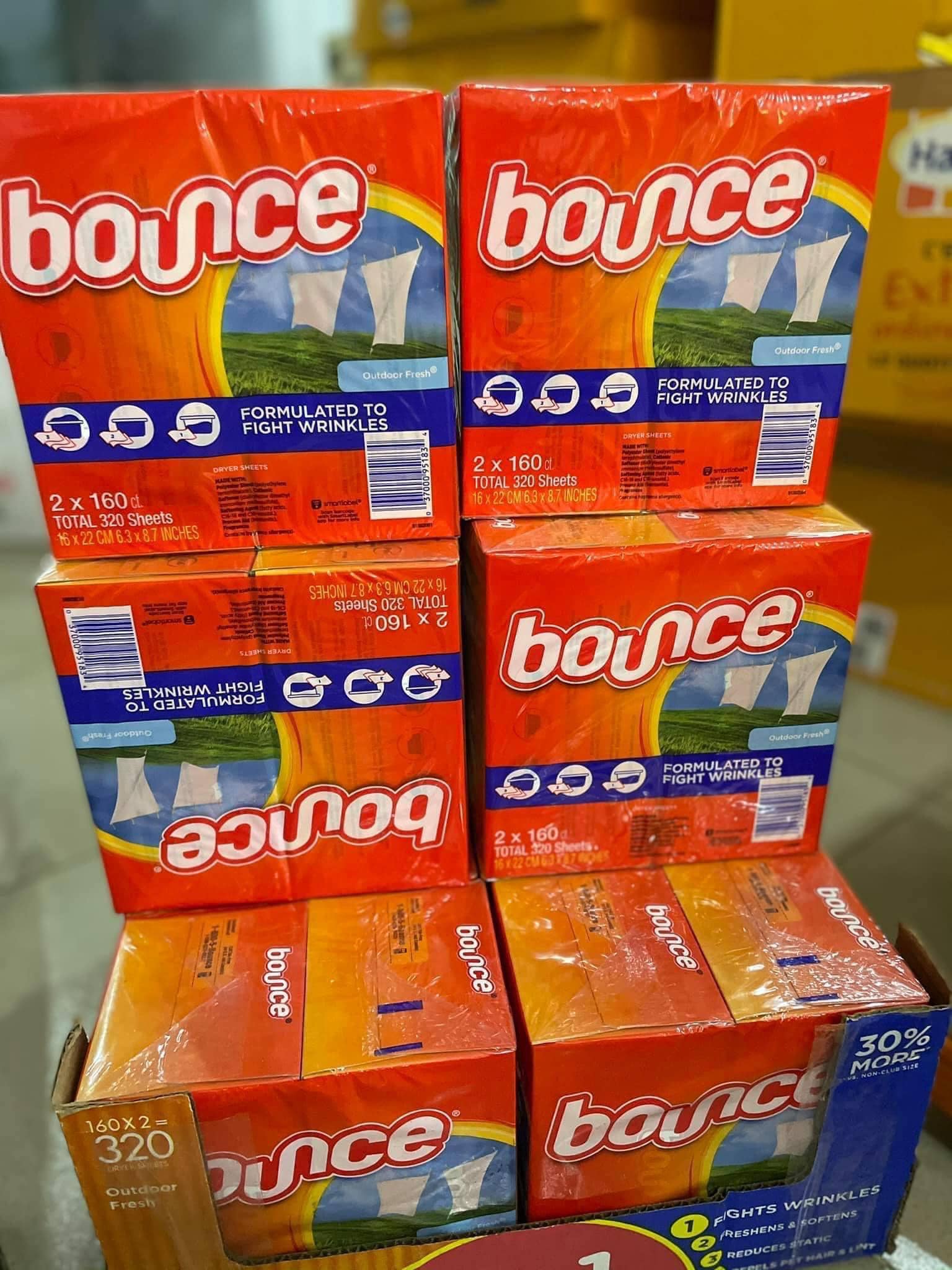 [HCM] Giấy thơm quần áo Bounce của mỹ Hộp 160 Tờ - Giúp lưu hương lâu trên quần áo và khử mùi ẩm mốc FAMACOCO