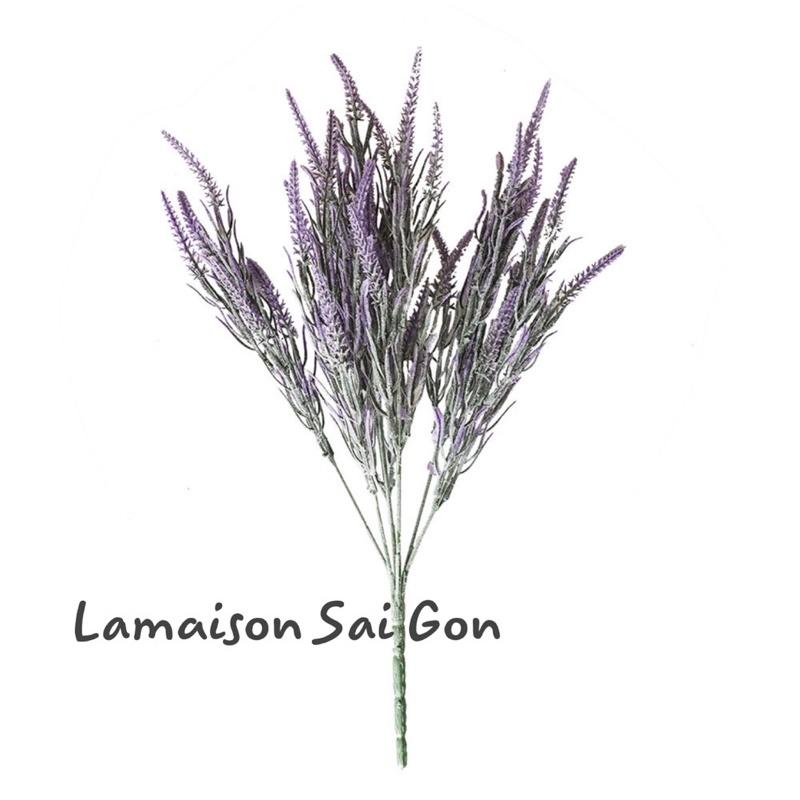 Cụm hoa lavender nhiều nhánh thanh mảnh cao 38cm dùng trong thiết kế trang trí nhà cửa, hoa cưới, hoa cô dâu
