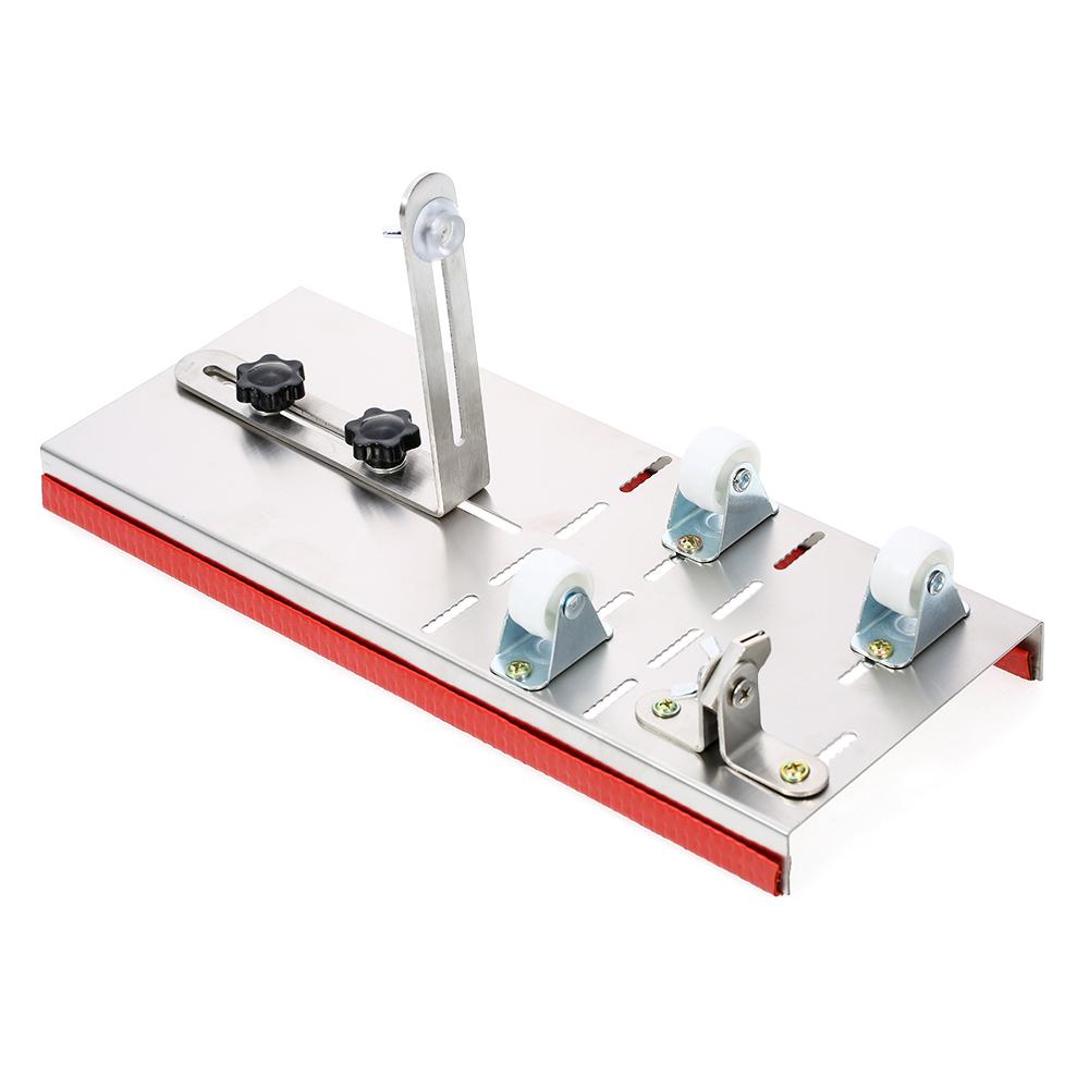 Máy cắt chai thủy tinh chuyên nghiệp gồm một đế, một nẹp lưng, 3 con lăn và một lưỡi dao