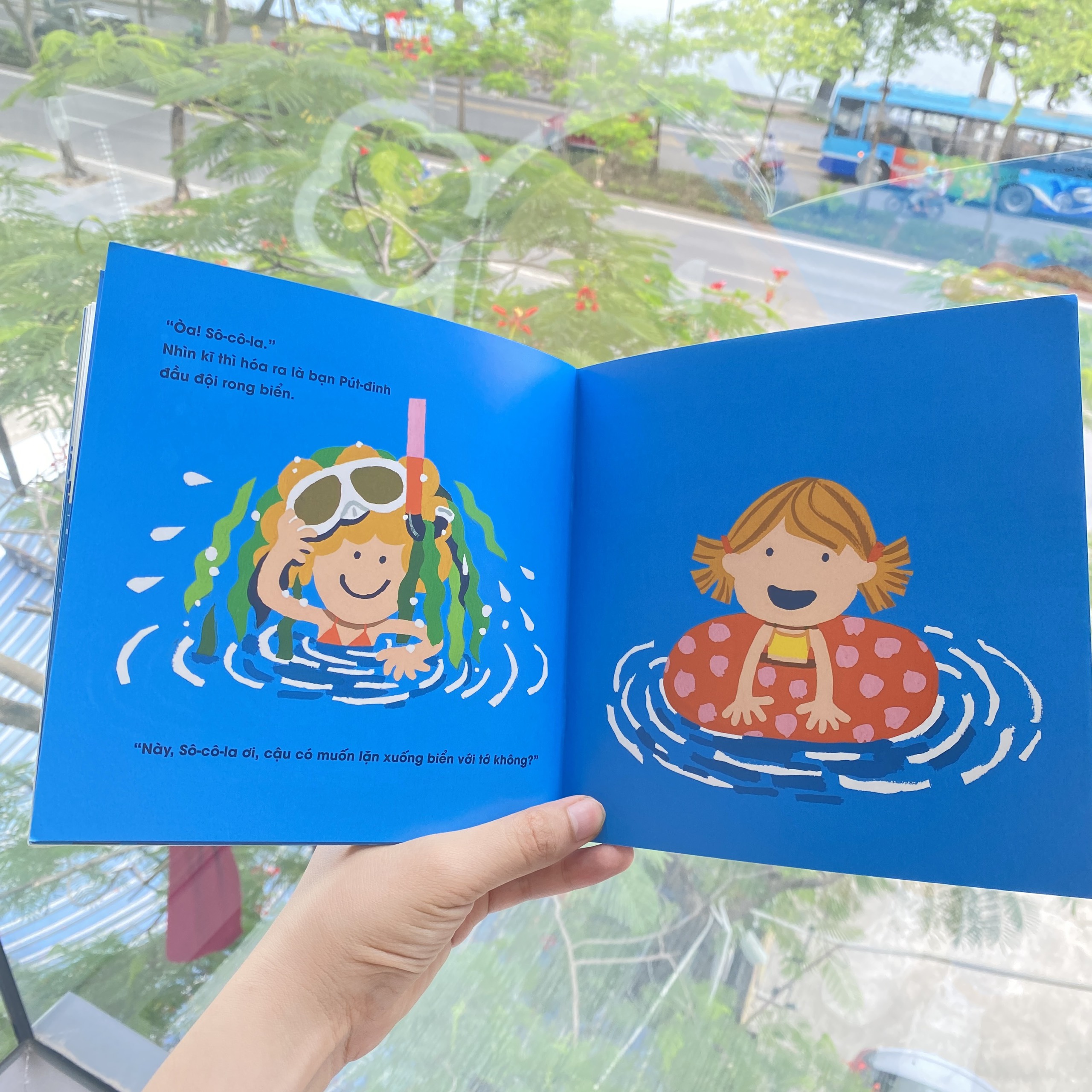Ehon Nhật Bản cho bé 0 2 tuổi - Bé Sô-cô-la đi biển