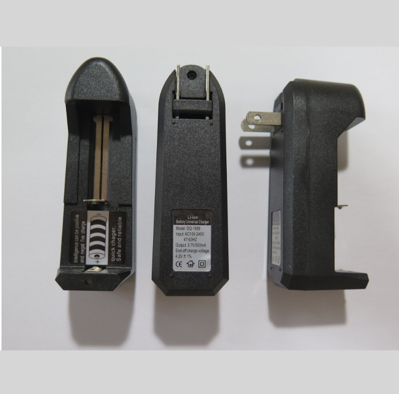 Bộ sạc pin lithium 18650 14500 16340 18350 1 khay