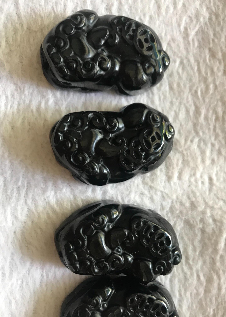 MẶT TỲ HƯU To 35mm đk 2cm ĐÁ Mã Não Đen nam làm dây chuyền hoặc phối vòng tay to Có 3 đồng tiền