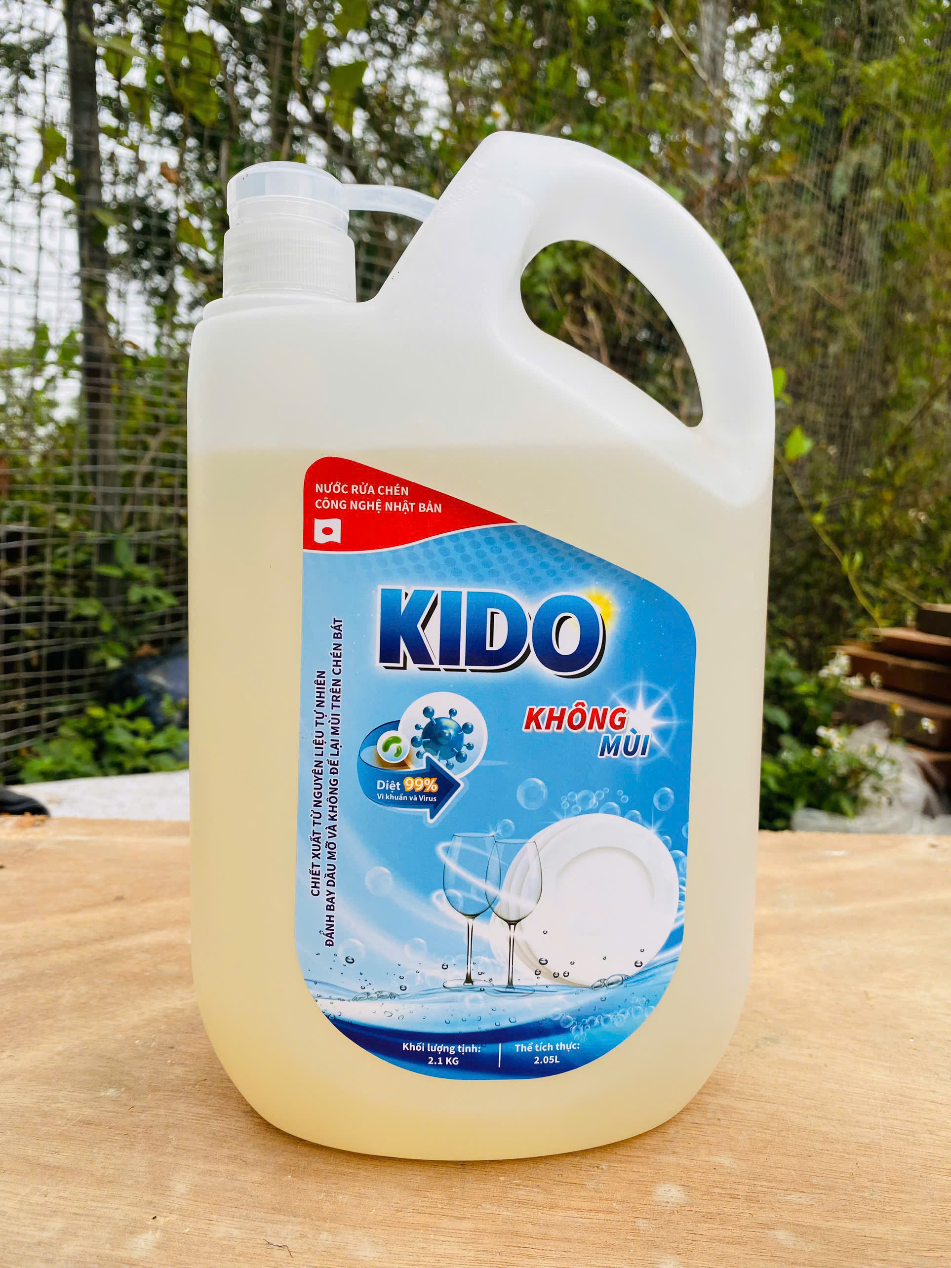 Nước Rửa Chén KIDO Không Mùi 2,1 Lít - Sạch Sẽ, An Toàn, Không Lo Hóa Chất
