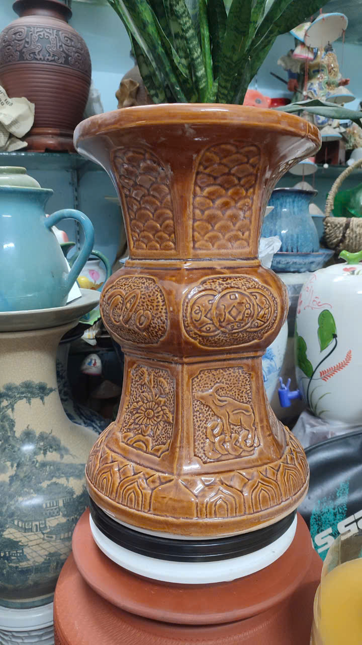 Đôn khoét cao Bát Tràng