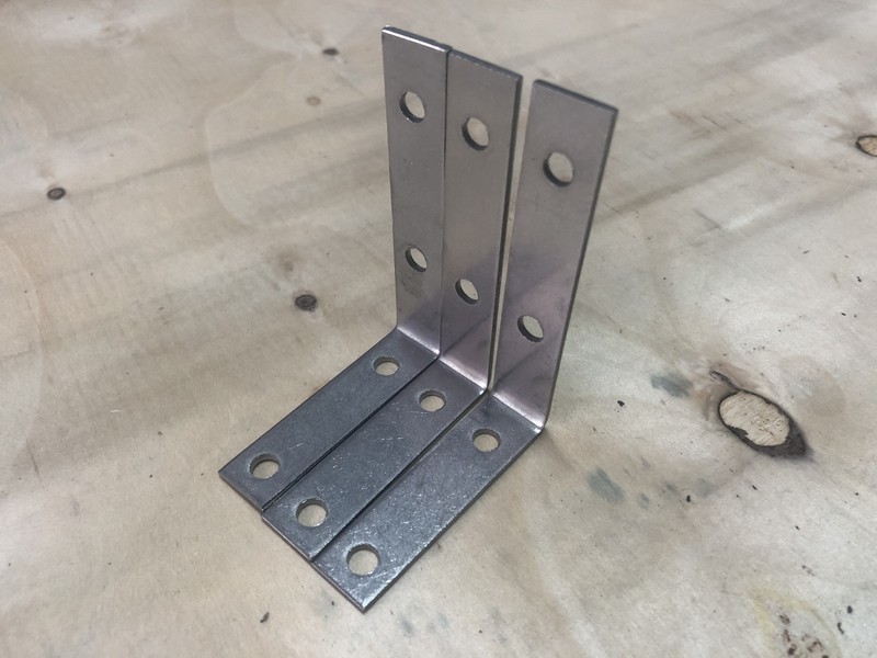 Ke góc vuông INOX chữ L bản rộng 1.5 cm